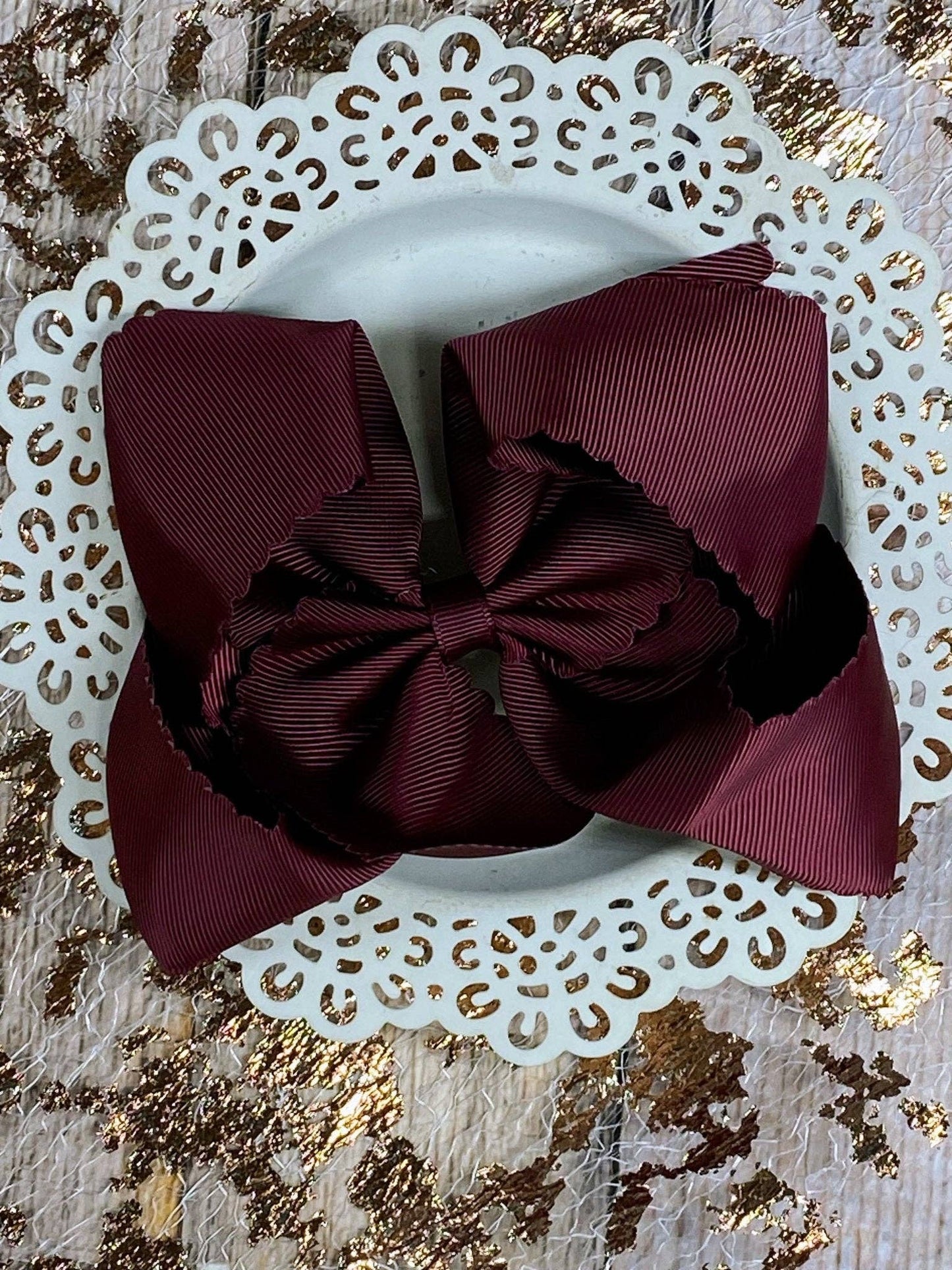 Oversize Scalloped Bows - Alligator Clip - 5.5" (6 colors)