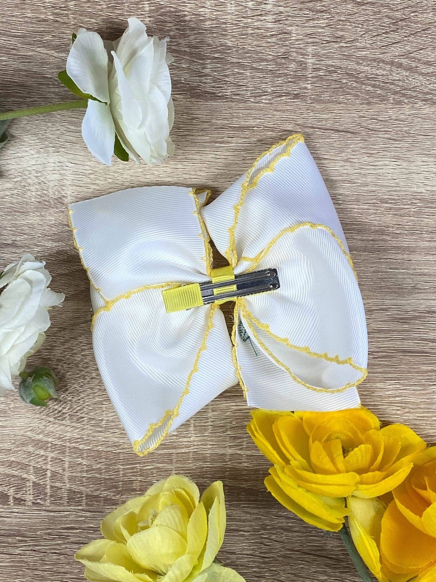 Lemon Embroidered Moonstitch Hair Bow