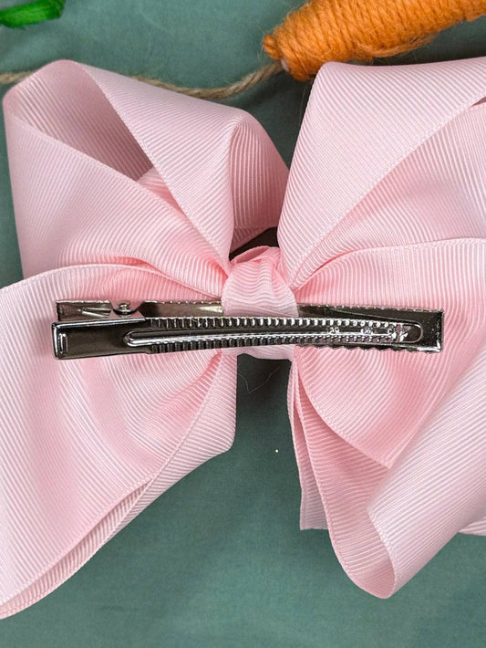 5.5" Peter Cottontail Embroidered Light Pink Bow