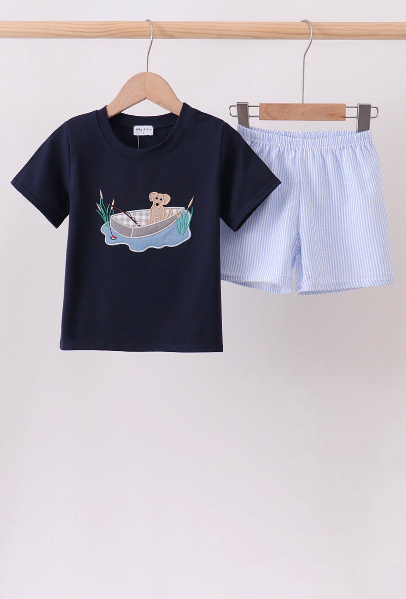 Puppy Appliqué Seersucker Shorts Set