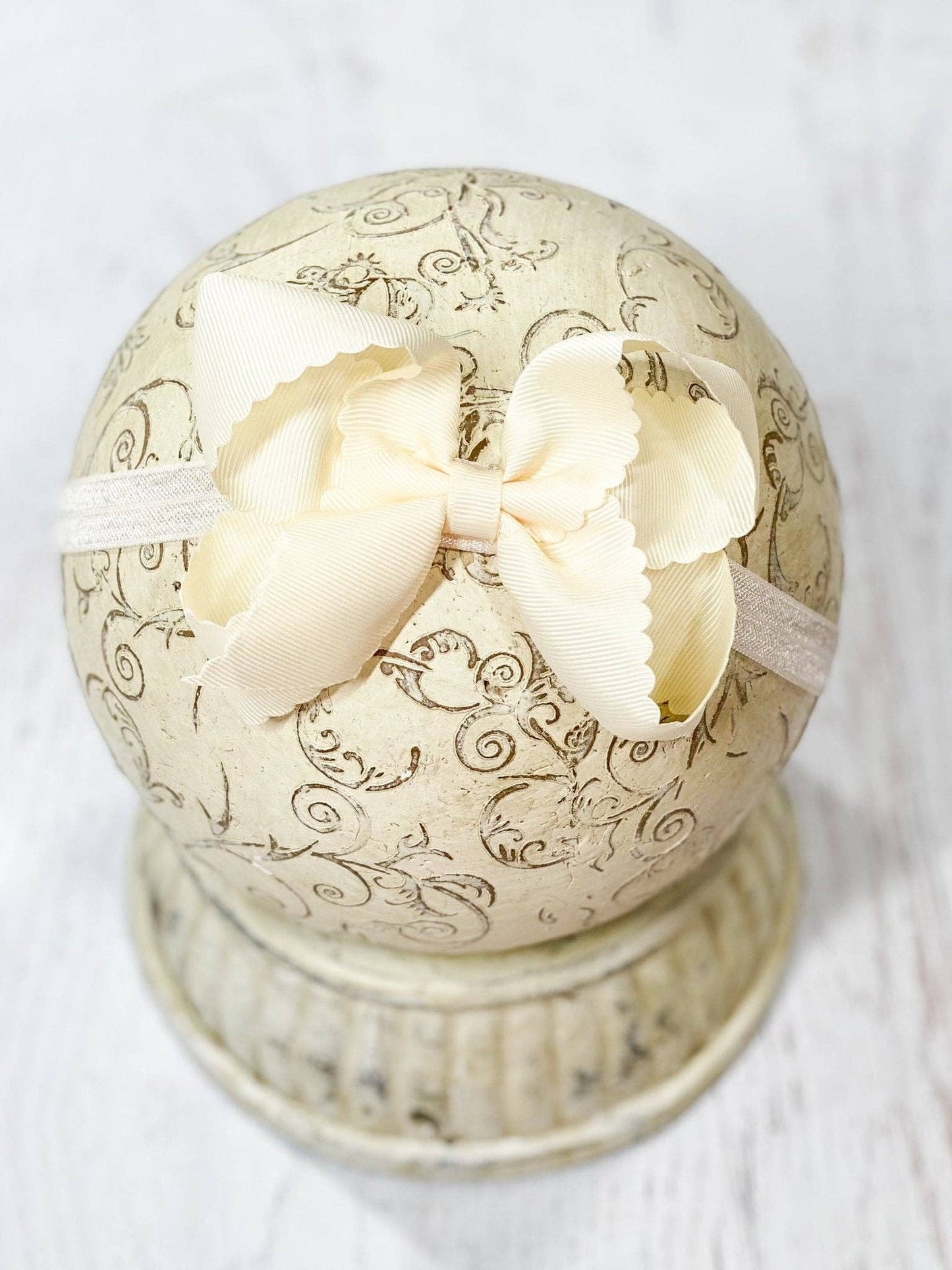 Classic Scalloped Bow - Headband - 4.5" (3 colors)