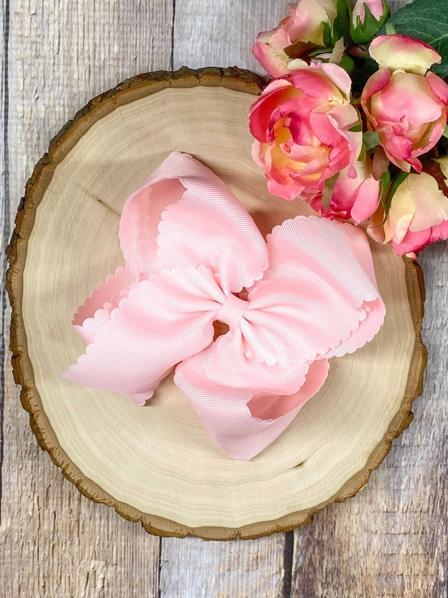 Oversize Scalloped Bows - Alligator Clip - 5.5" (6 colors)