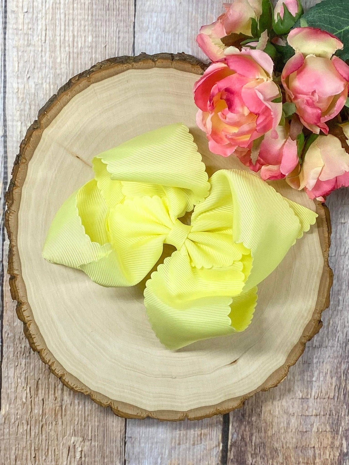 Oversize Scalloped Bows - Alligator Clip - 5.5" (6 colors)