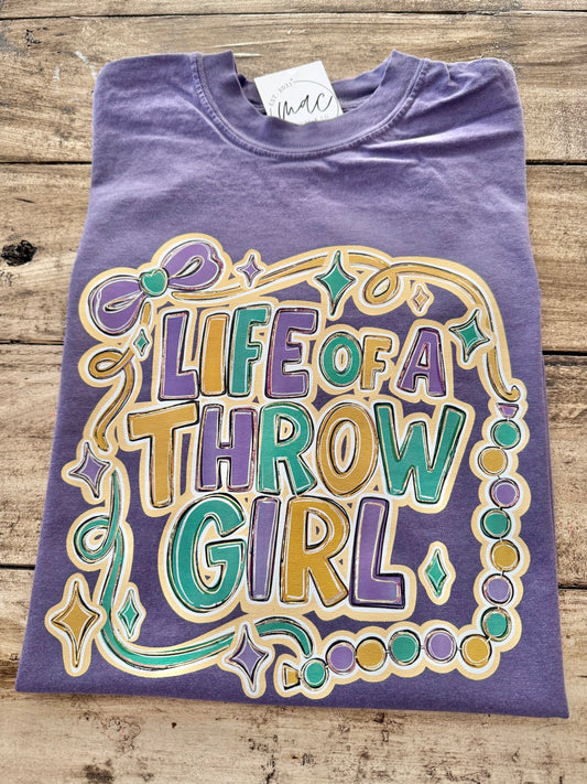 Throw Girl graphic T-Shirt