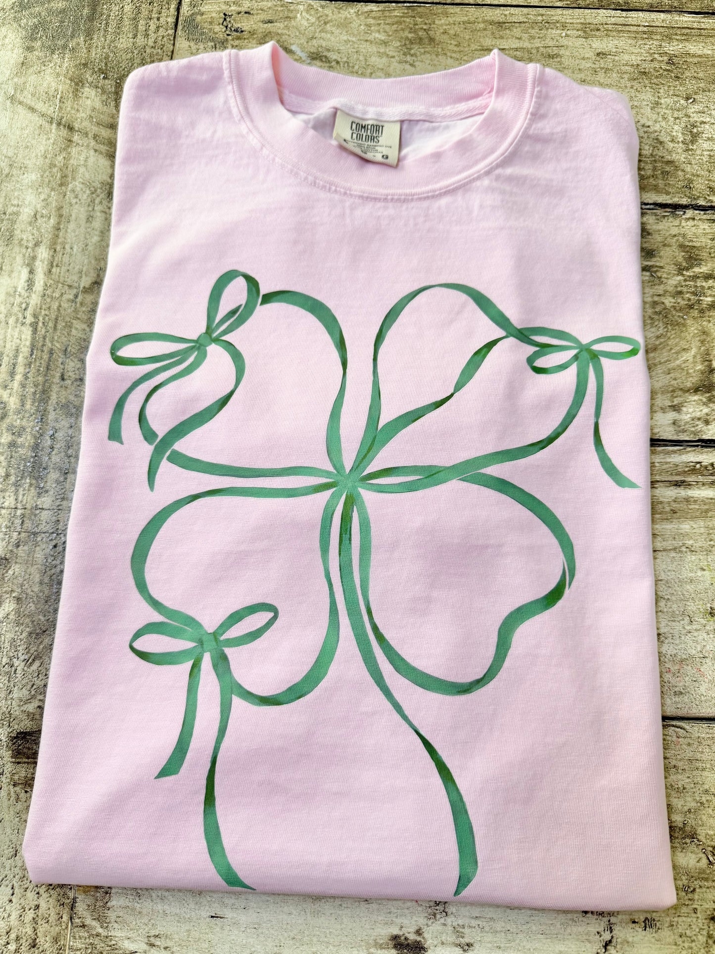 Clover Bow Graphic T-Shirt