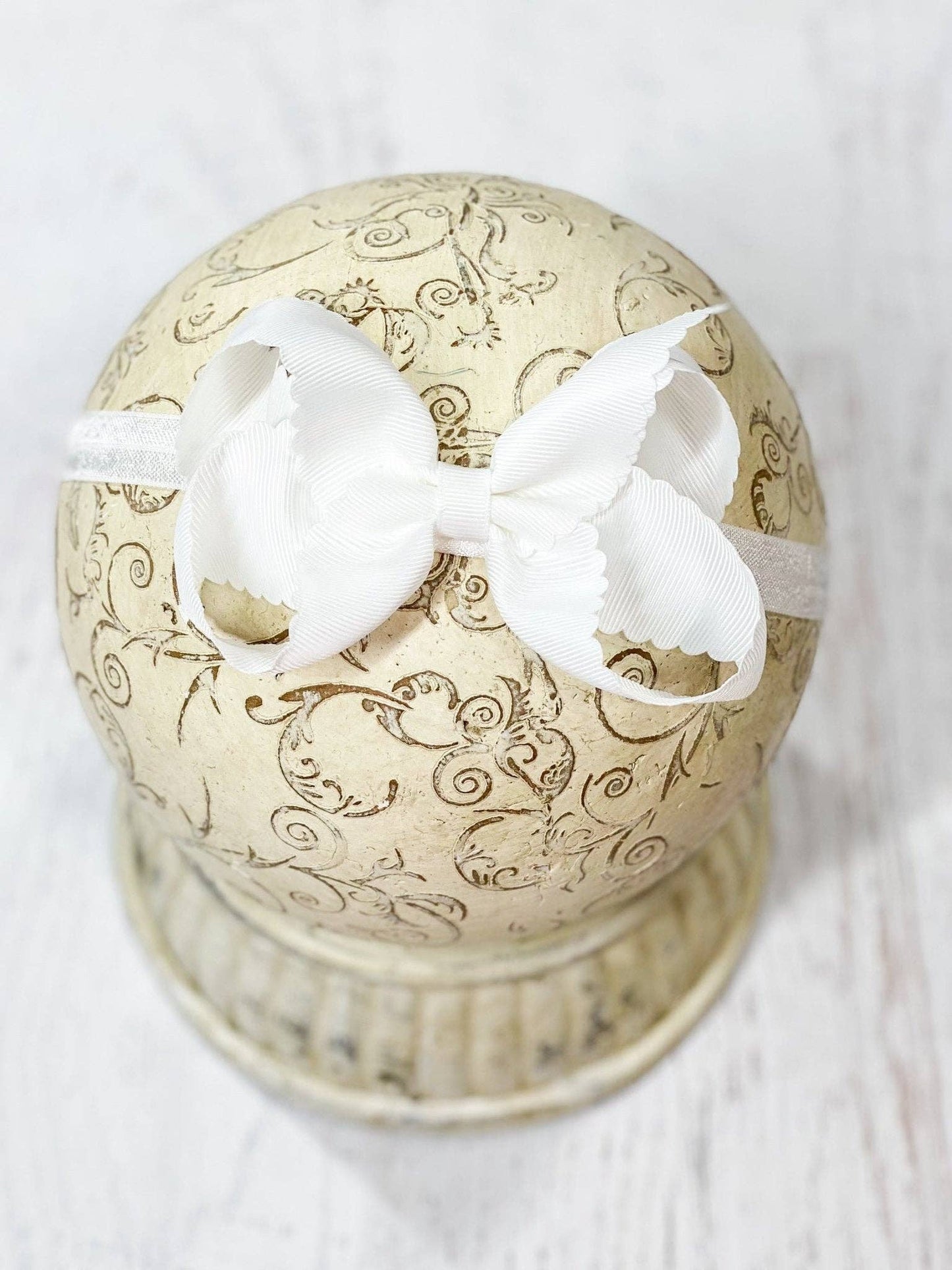 Classic Scalloped Bow - Headband - 4.5" (3 colors)
