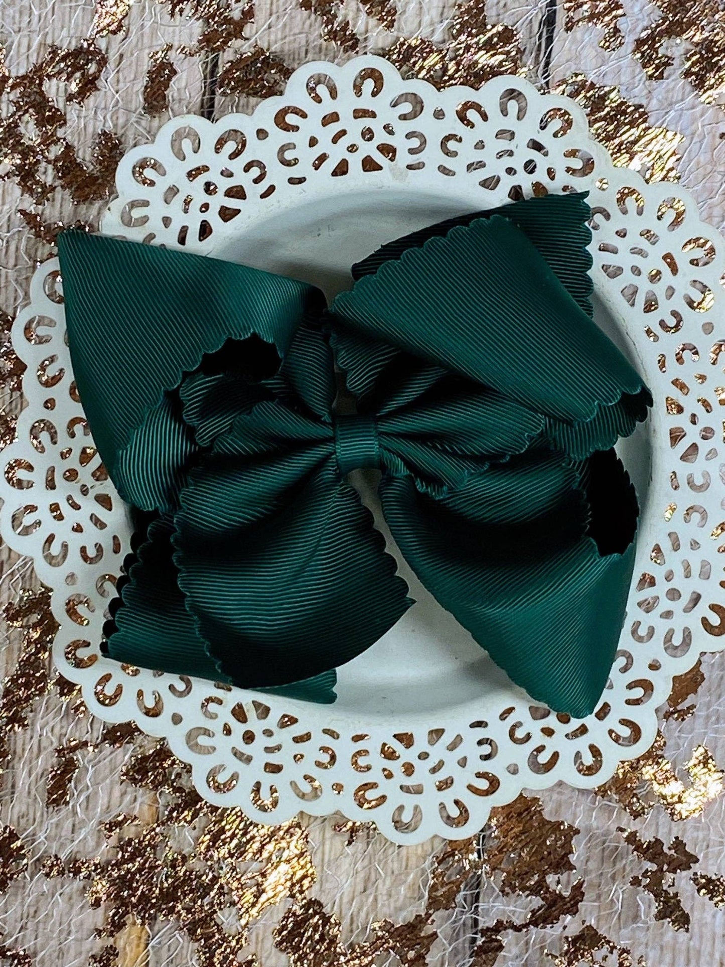 Oversize Scalloped Bows - Alligator Clip - 5.5" (6 colors)