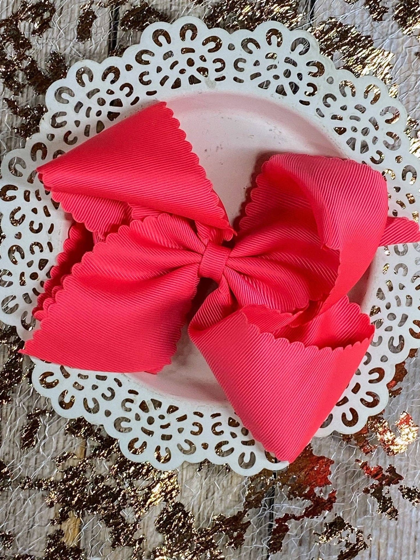 Oversize Scalloped Bows - Alligator Clip - 5.5" (6 colors)